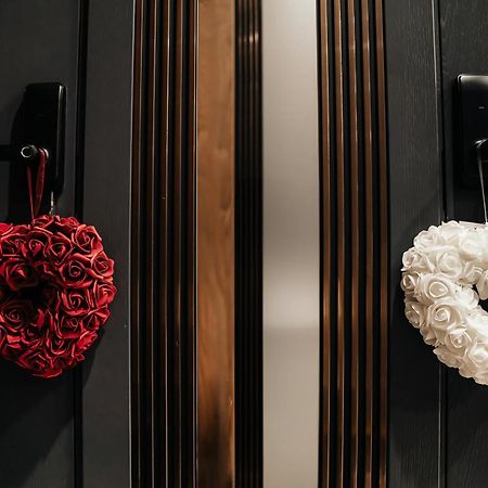 Four Sisters Luxury Rooms In Siauliai Exterior foto