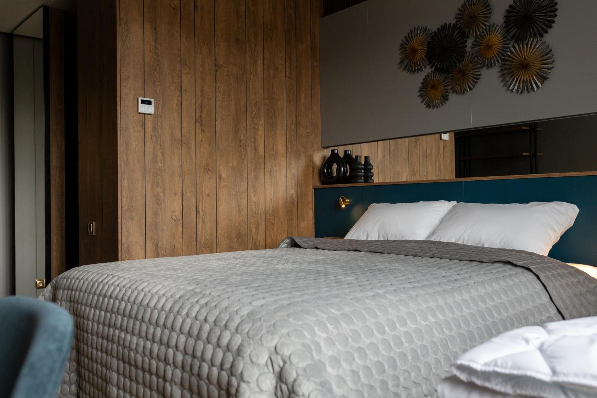 Four Sisters Luxury Rooms In Siauliai Exterior foto